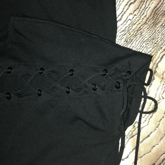 Fabletics top in black - Picture 2 of 7